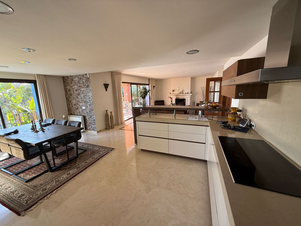 Huis te koop in Marbesa | 3 slaapkamers H5296471