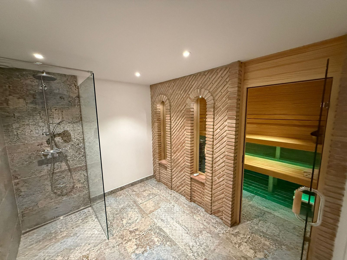 Huis te koop in Marbesa | 3 slaapkamers H5296471