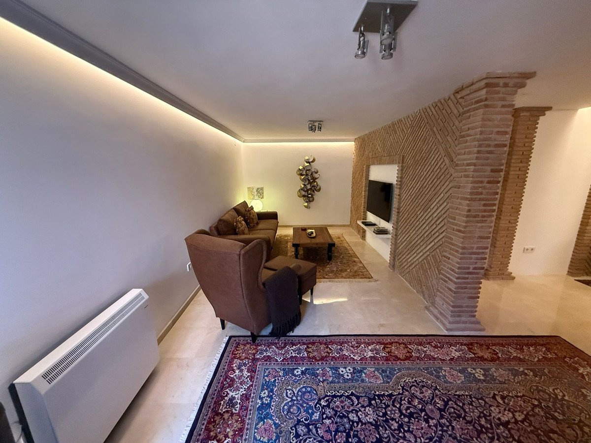 Huis te koop in Marbesa | 3 slaapkamers H5296471