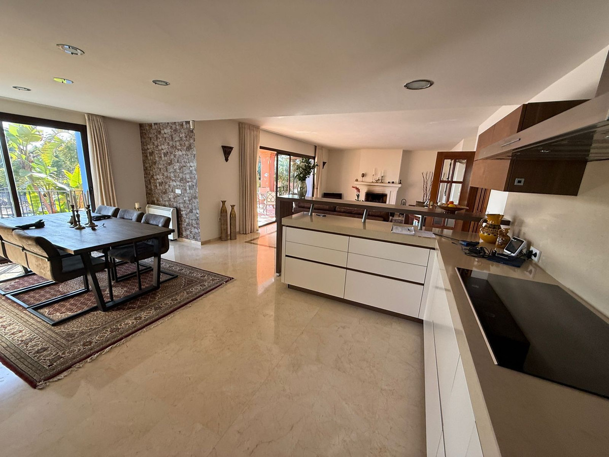 Huis te koop in Marbesa | 3 slaapkamers H5296471