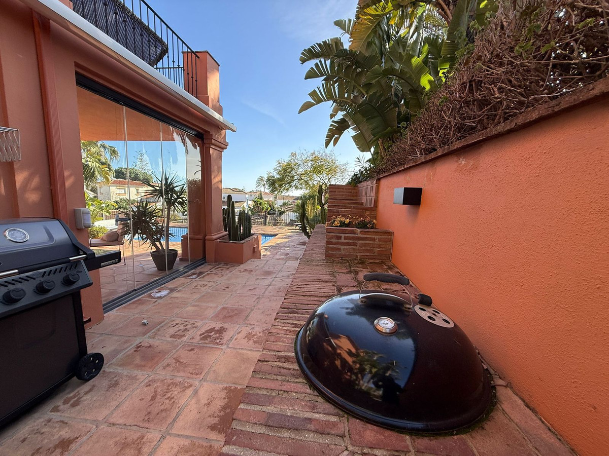 Huis te koop in Marbesa | 3 slaapkamers H5296471