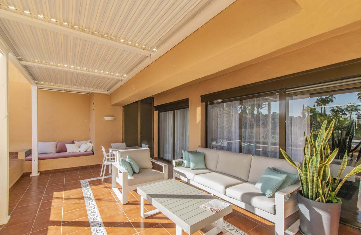 Begane grond appartement in Atalaya-10