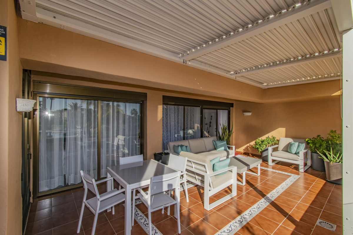 Begane grond appartement in Atalaya-24