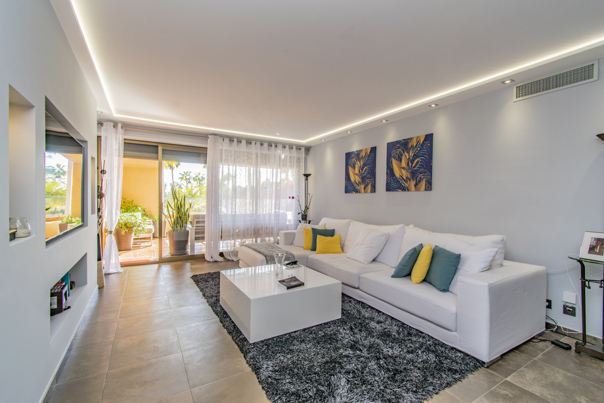 Begane grond appartement in Atalaya-5