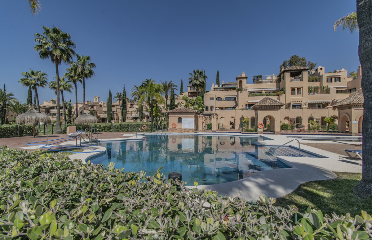 Begane grond appartement in Atalaya-6