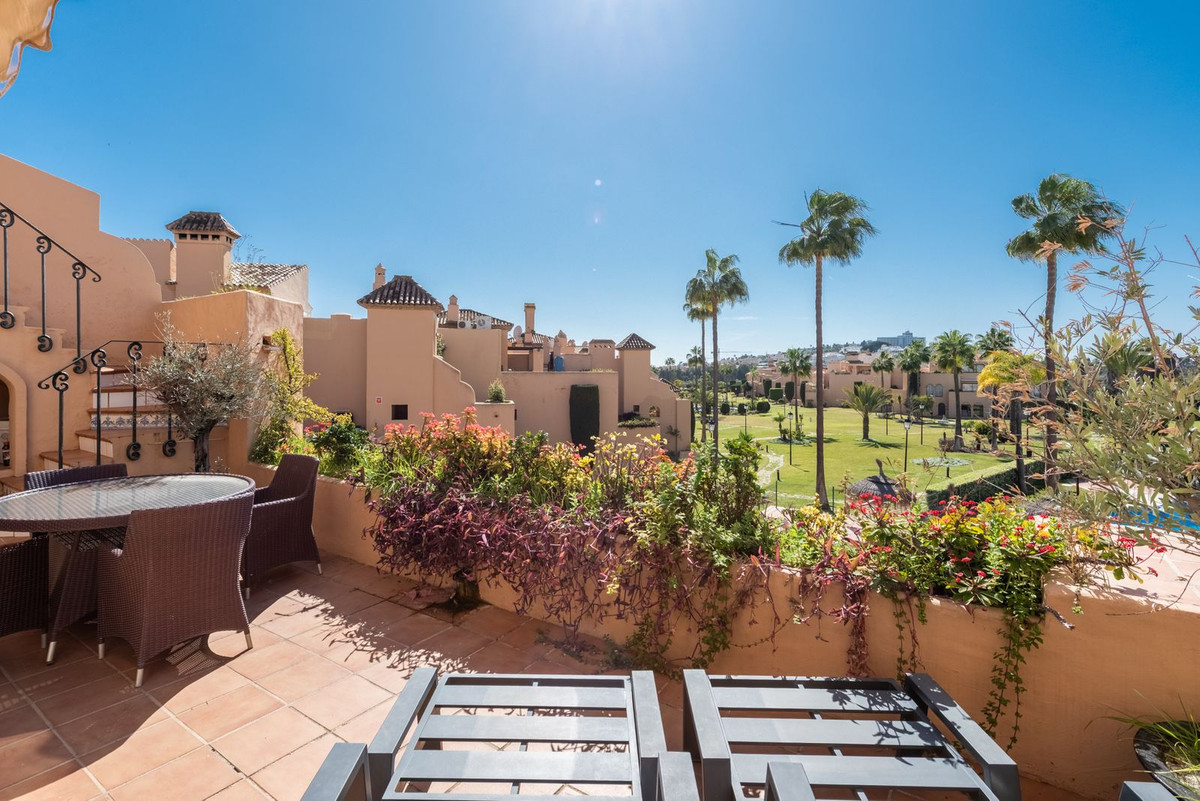 Penthouse in Atalaya-25