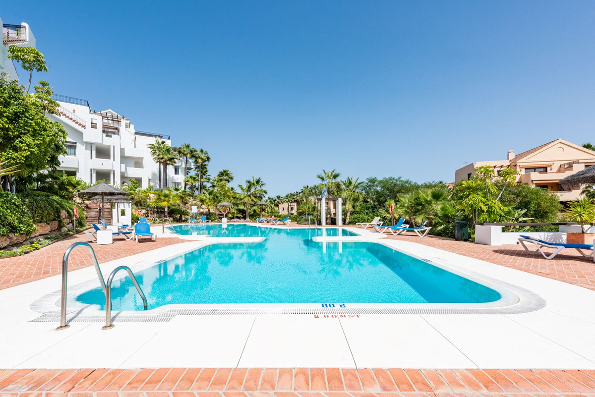 Appartement te koop in Atalaya | 2 slaapkamers H5077474