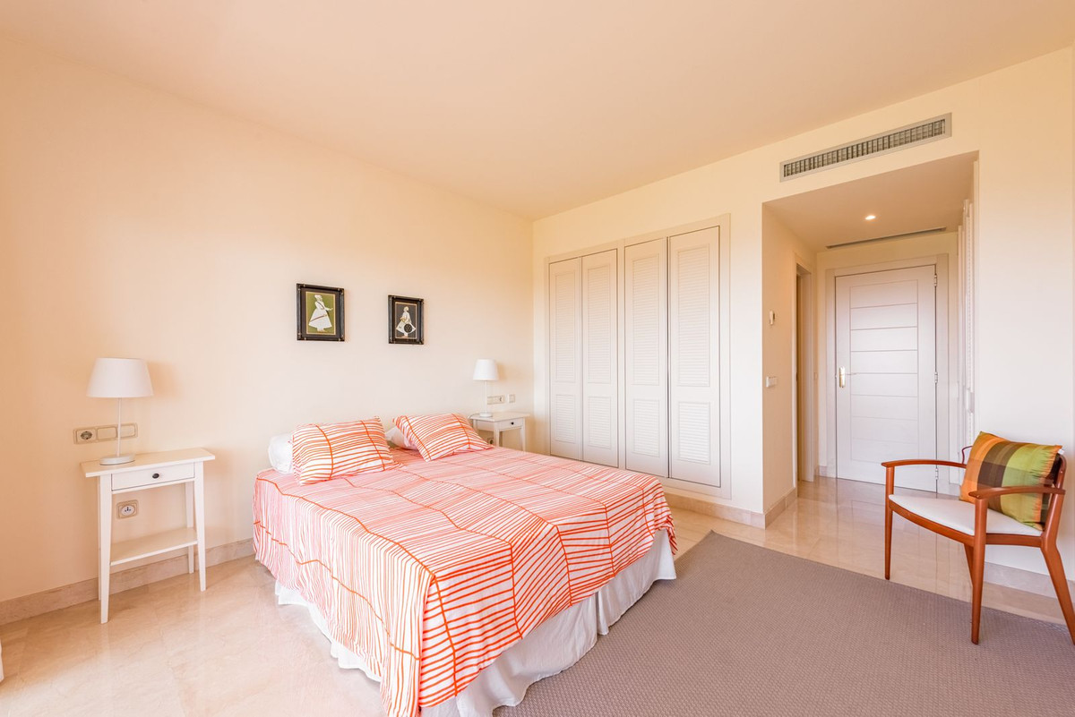 Appartement te koop in Atalaya | 2 slaapkamers H5077474