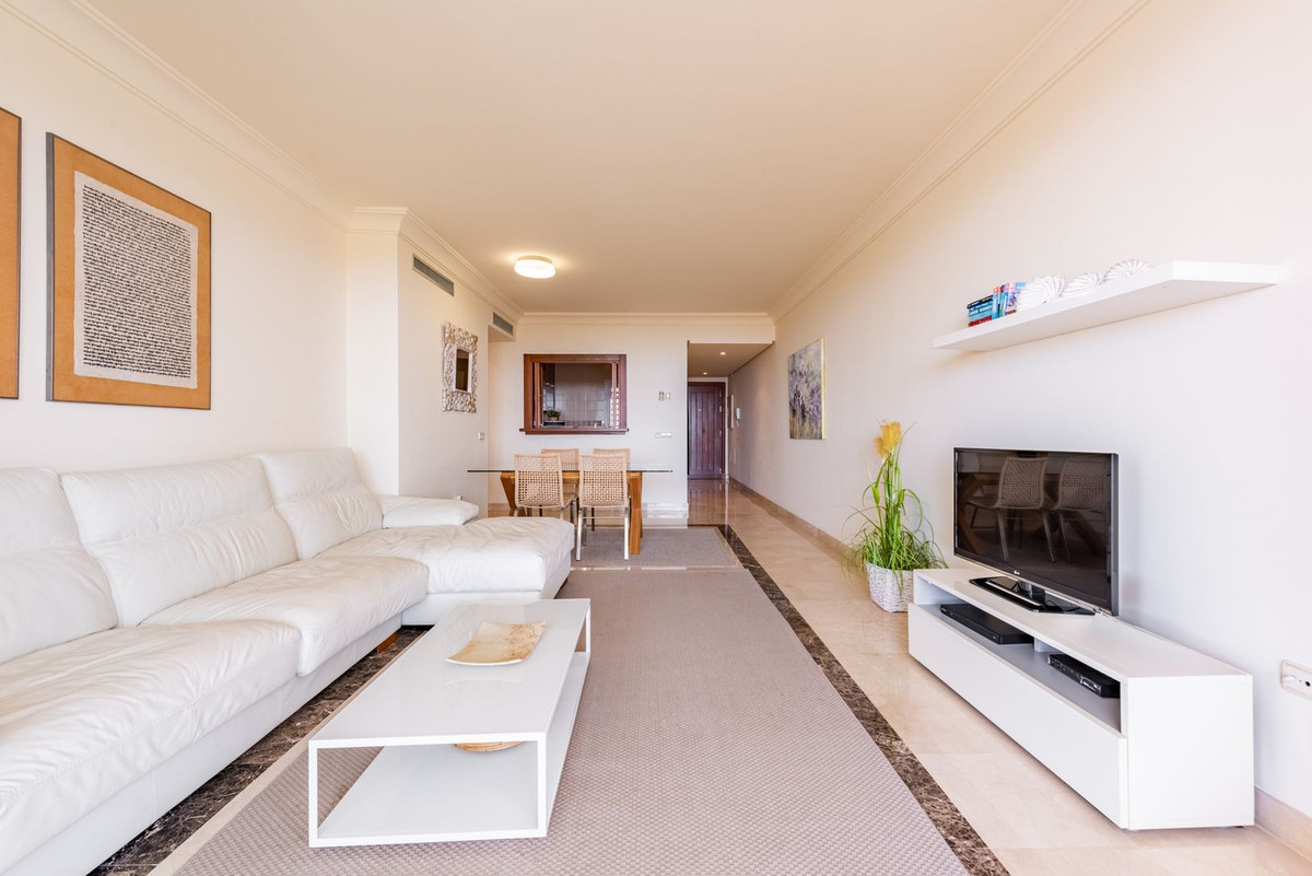 Appartement te koop in Atalaya | 2 slaapkamers H5077474