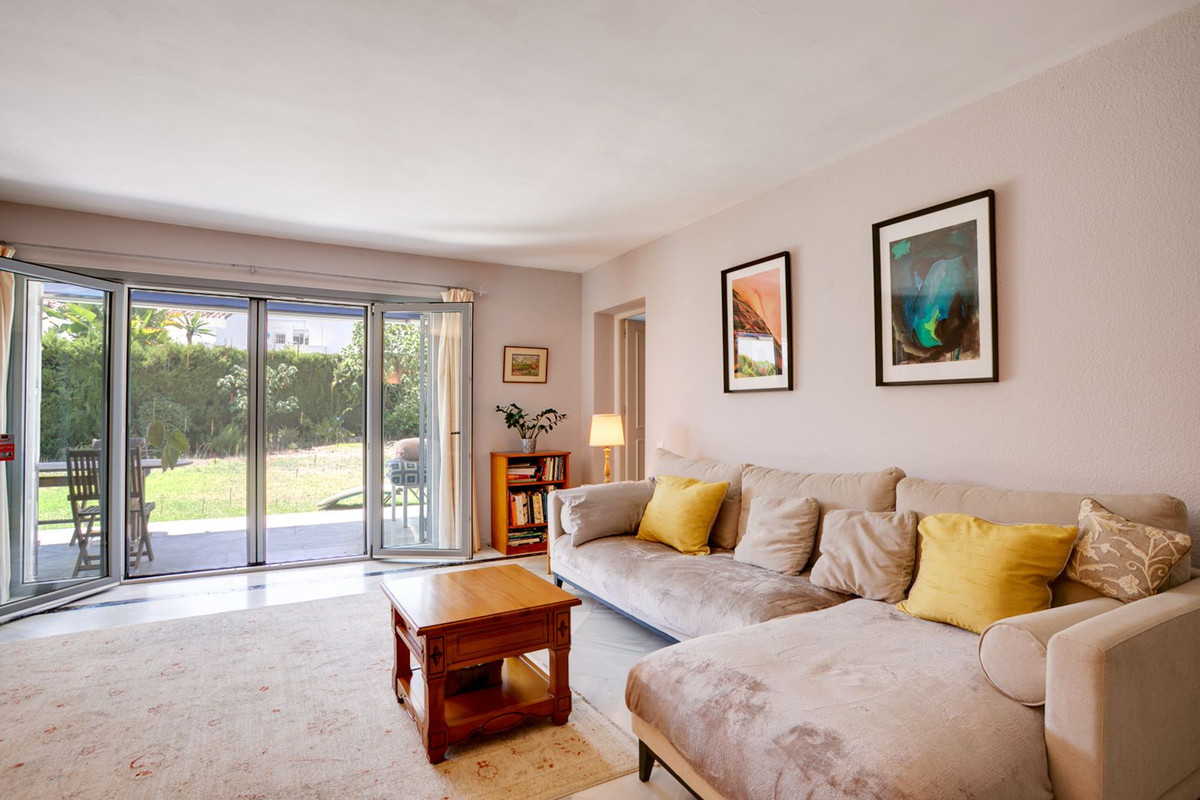 Apartment for sale in Atalaya | 2 bedrooms H5104813