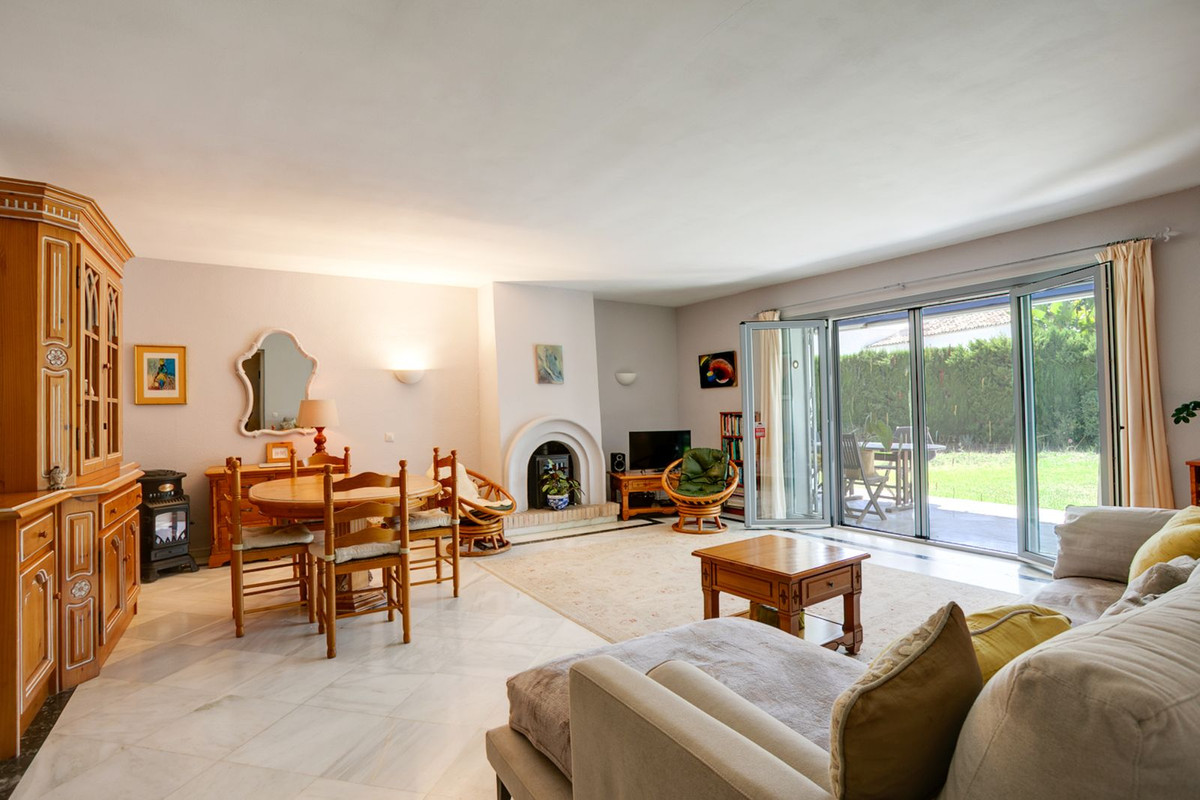 Apartment for sale in Atalaya | 2 bedrooms H5104813