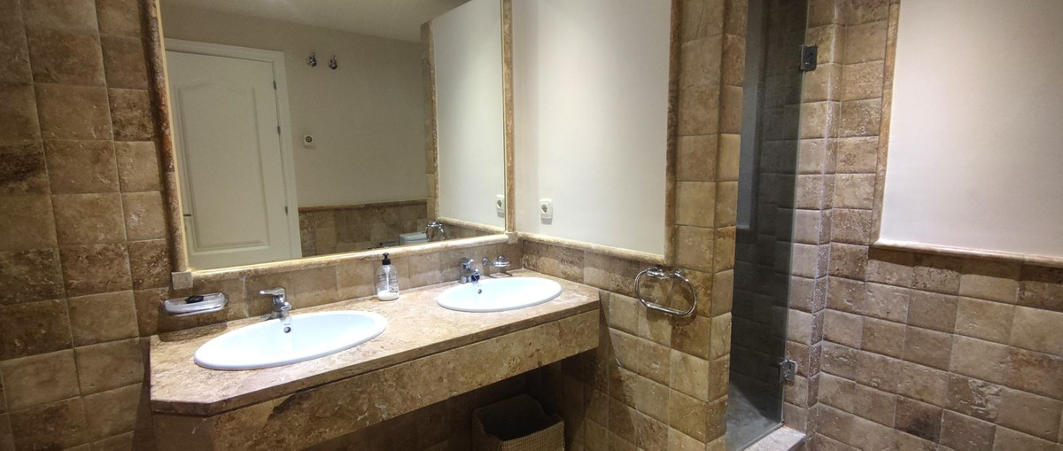 Appartement te koop in Atalaya | 2 slaapkamers H5104873