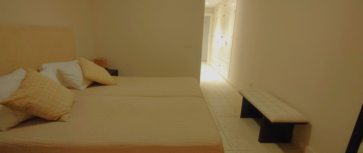 Appartement te koop in Atalaya | 2 slaapkamers H5104873