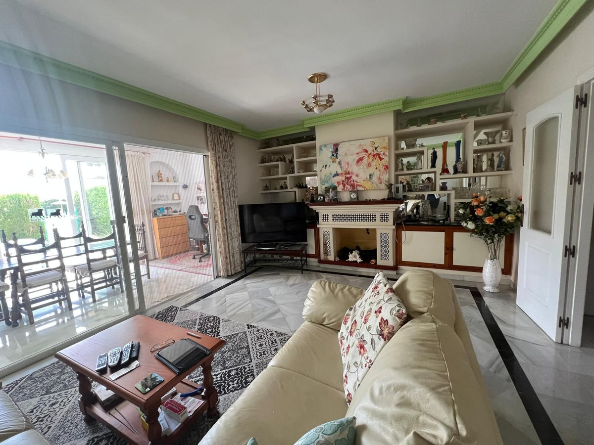 Huis te koop in Atalaya | 3 slaapkamers H5134435