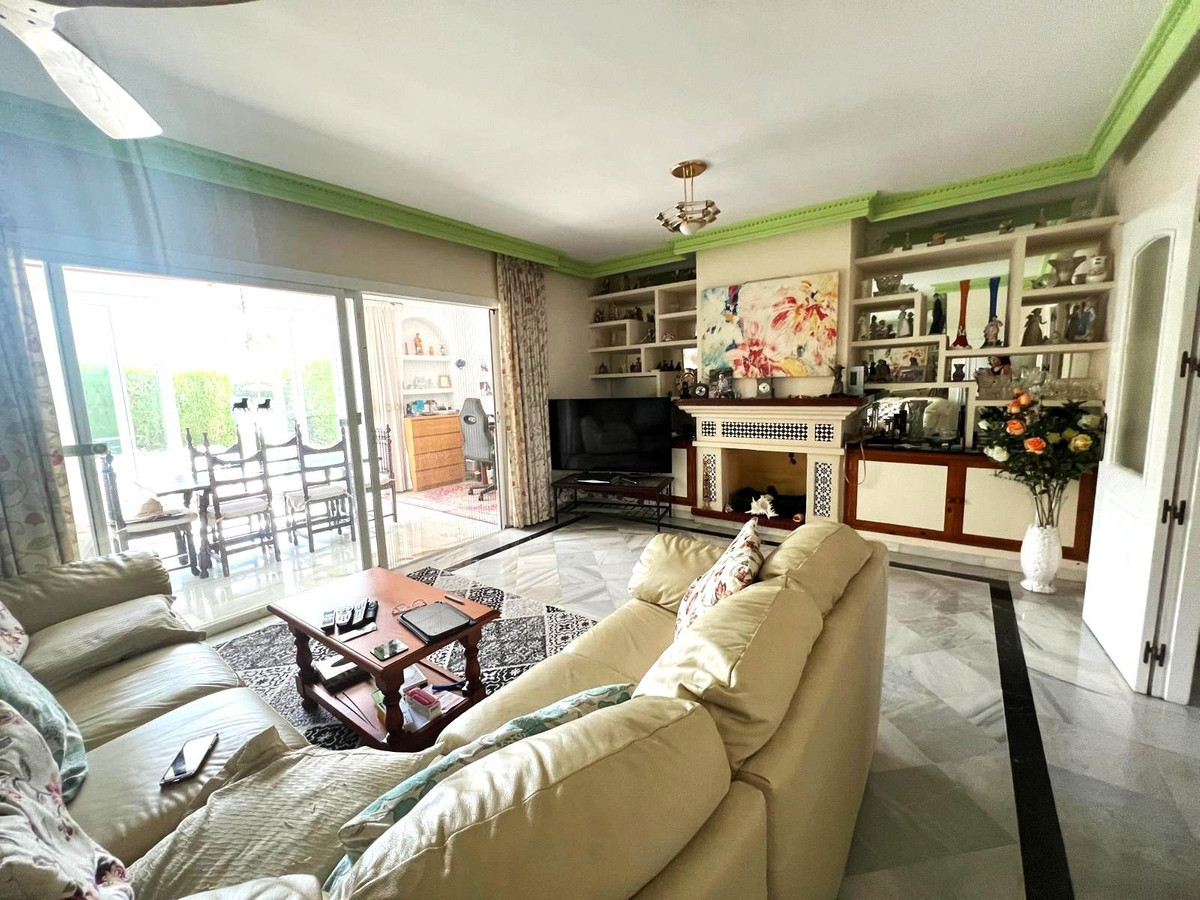 Huis te koop in Atalaya | 3 slaapkamers H5134435