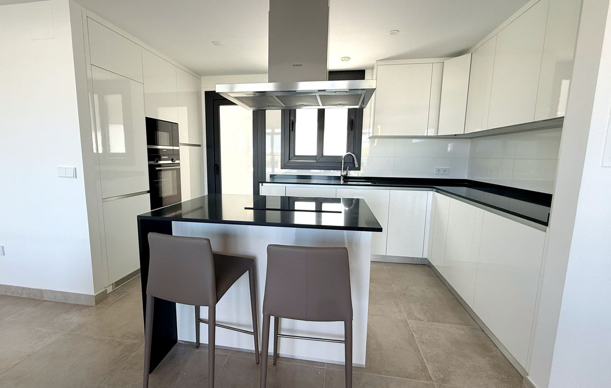 Appartement te koop in Atalaya | 3 slaapkamers H5135356