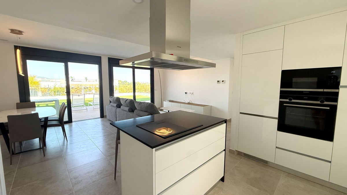 Appartement te koop in Atalaya | 3 slaapkamers H5135356