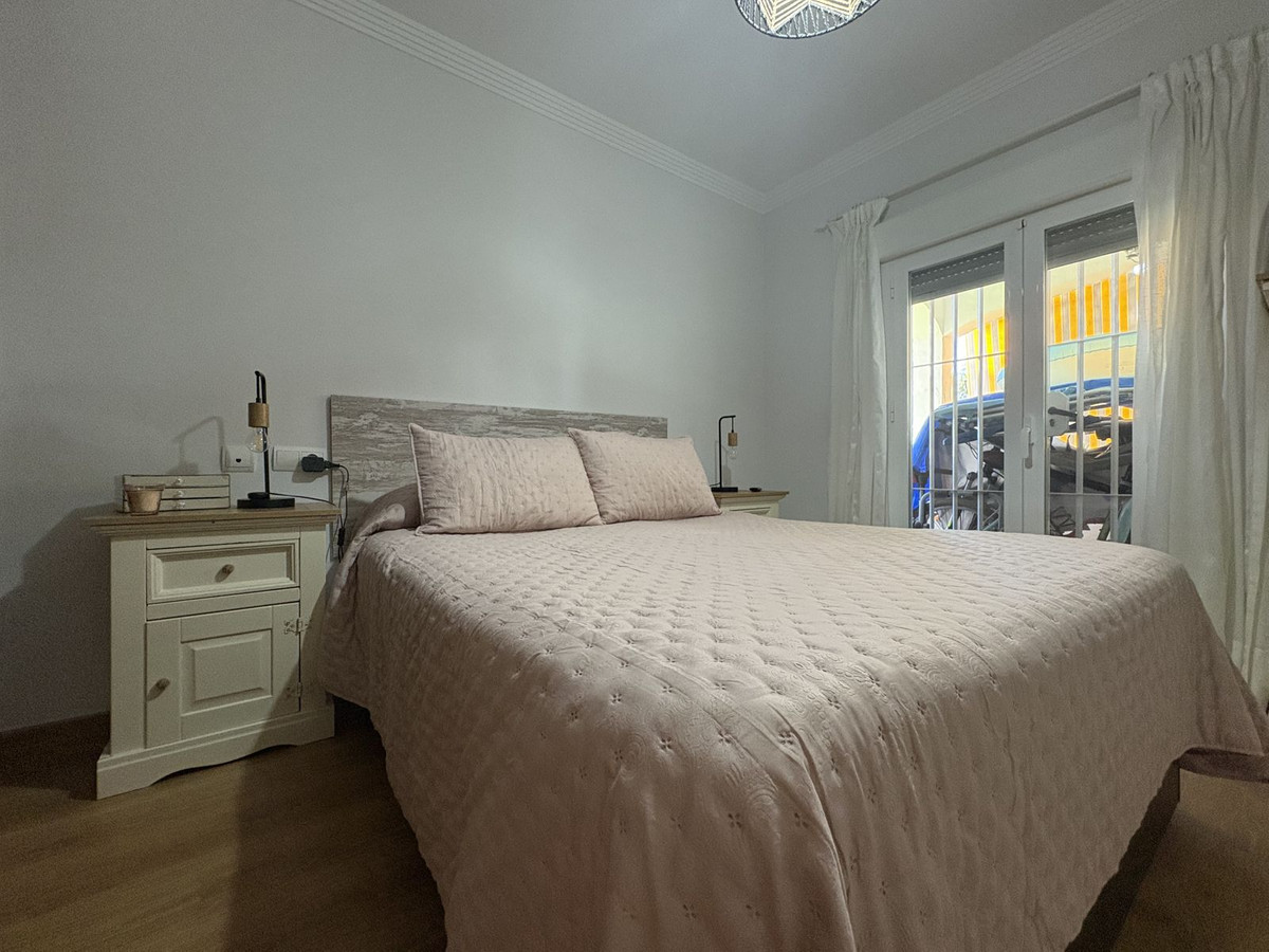 Appartement te koop in Atalaya | 2 slaapkamers H5151841