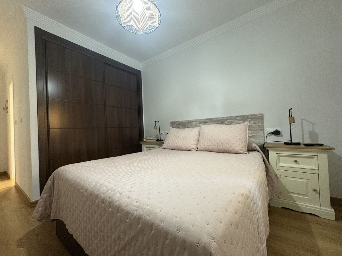 Appartement te koop in Atalaya | 2 slaapkamers H5151841