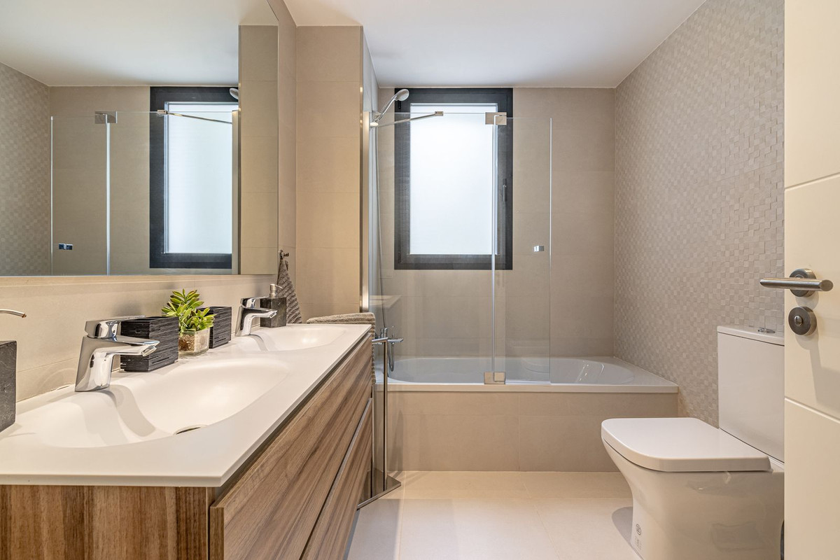Appartement te koop in Atalaya | 2 slaapkamers H5159686