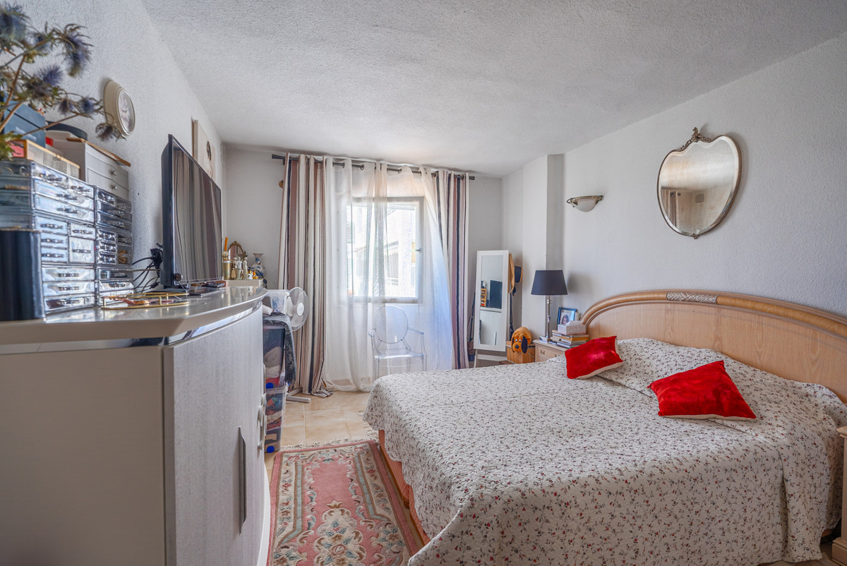 Appartement te koop in Atalaya | 2 slaapkamers H5159827