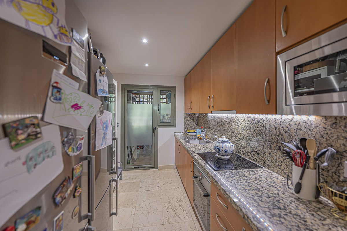 Appartement te koop in Atalaya | 2 slaapkamers H5234704