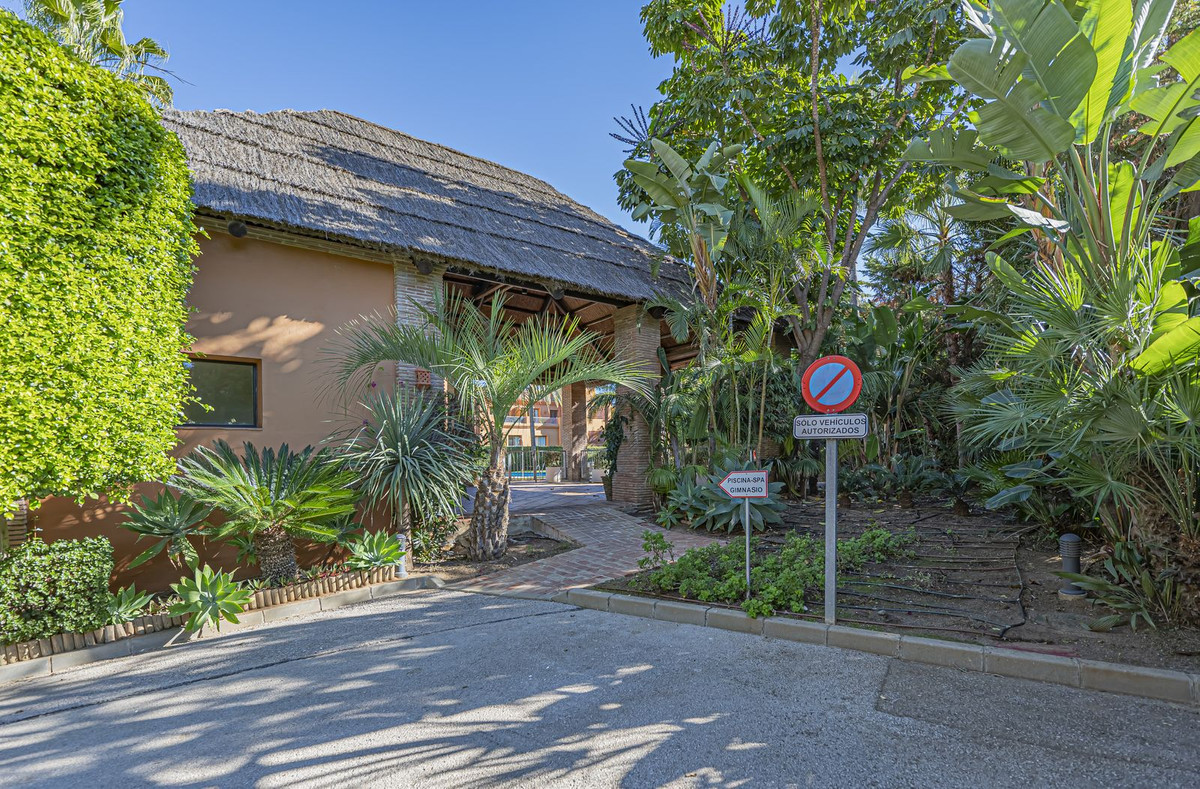 Appartement te koop in Atalaya | 2 slaapkamers H5234704