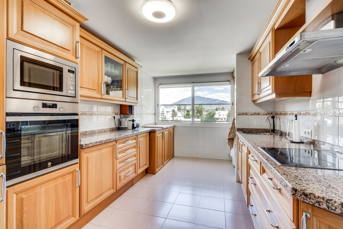 Appartement te koop in Atalaya | 2 slaapkamers H5253367