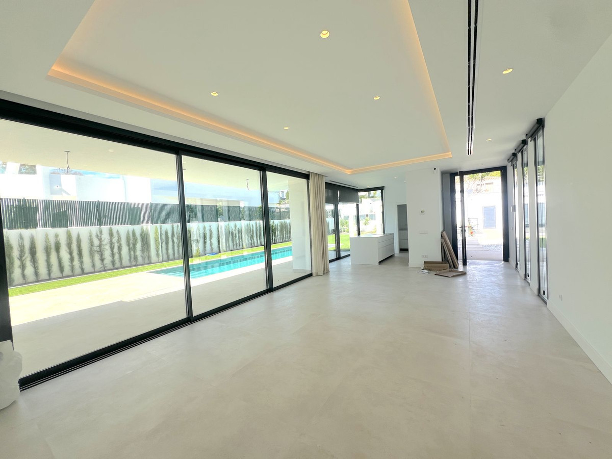 Huis te koop in Atalaya | 5 slaapkamers H5272309