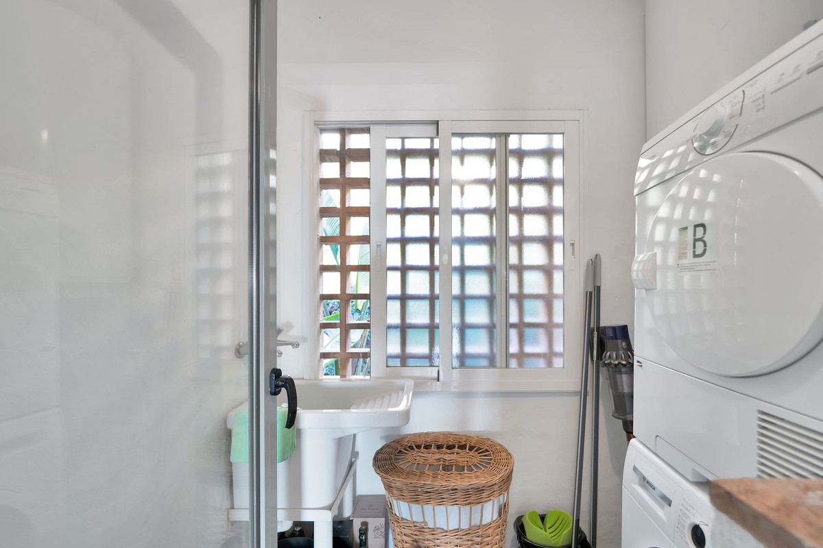 Appartement te koop in Atalaya | 2 slaapkamers H5294488