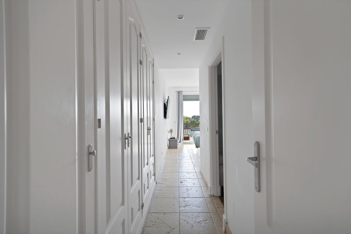 Appartement te koop in Atalaya | 2 slaapkamers H5294488