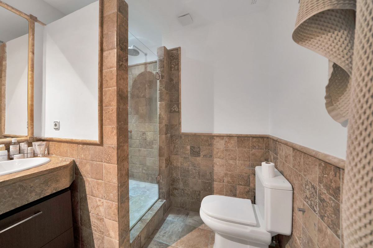 Appartement te koop in Atalaya | 2 slaapkamers H5294488