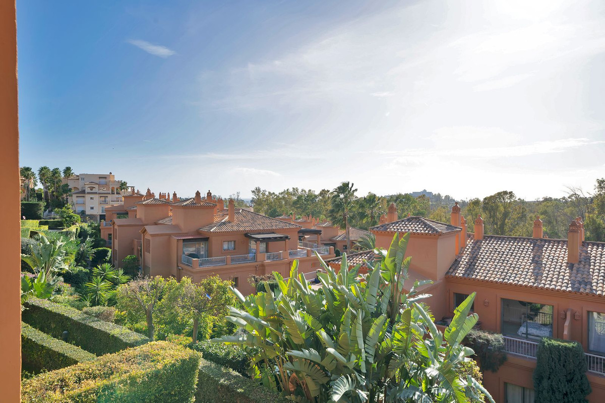 Appartement te koop in Atalaya | 2 slaapkamers H5294488