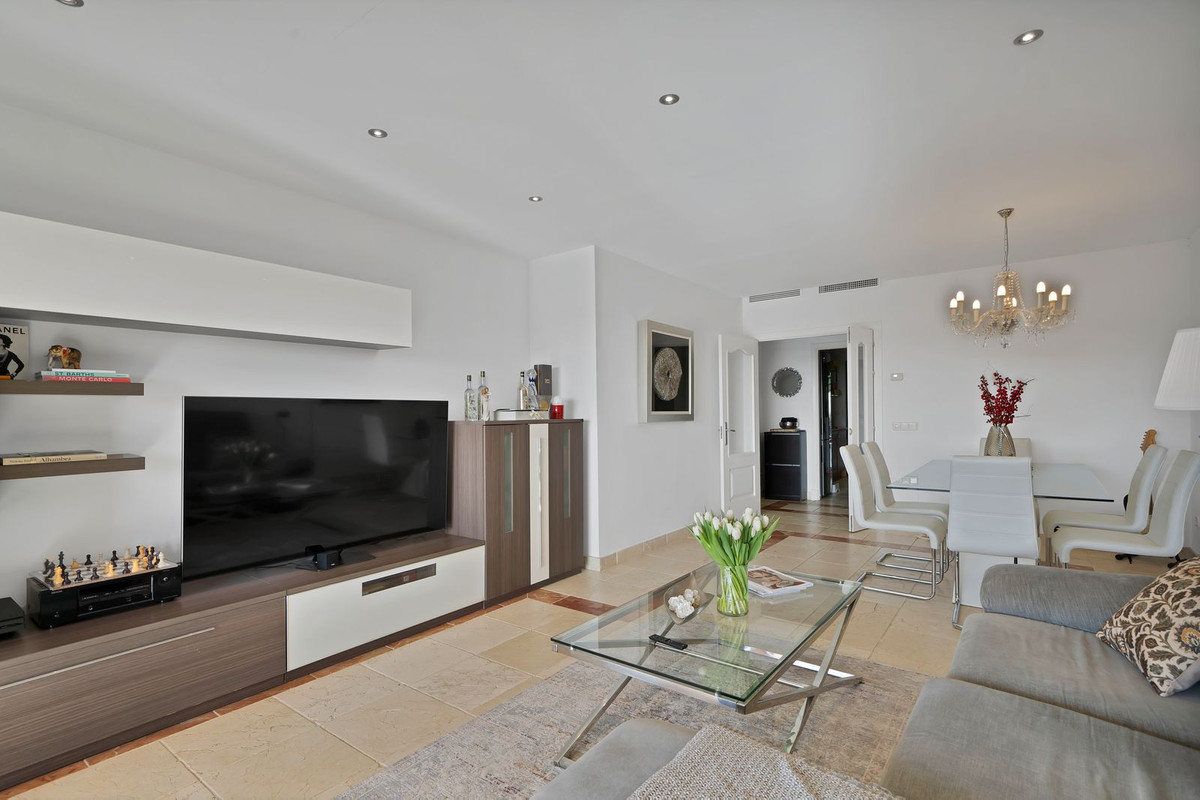 Appartement te koop in Atalaya | 2 slaapkamers H5294488