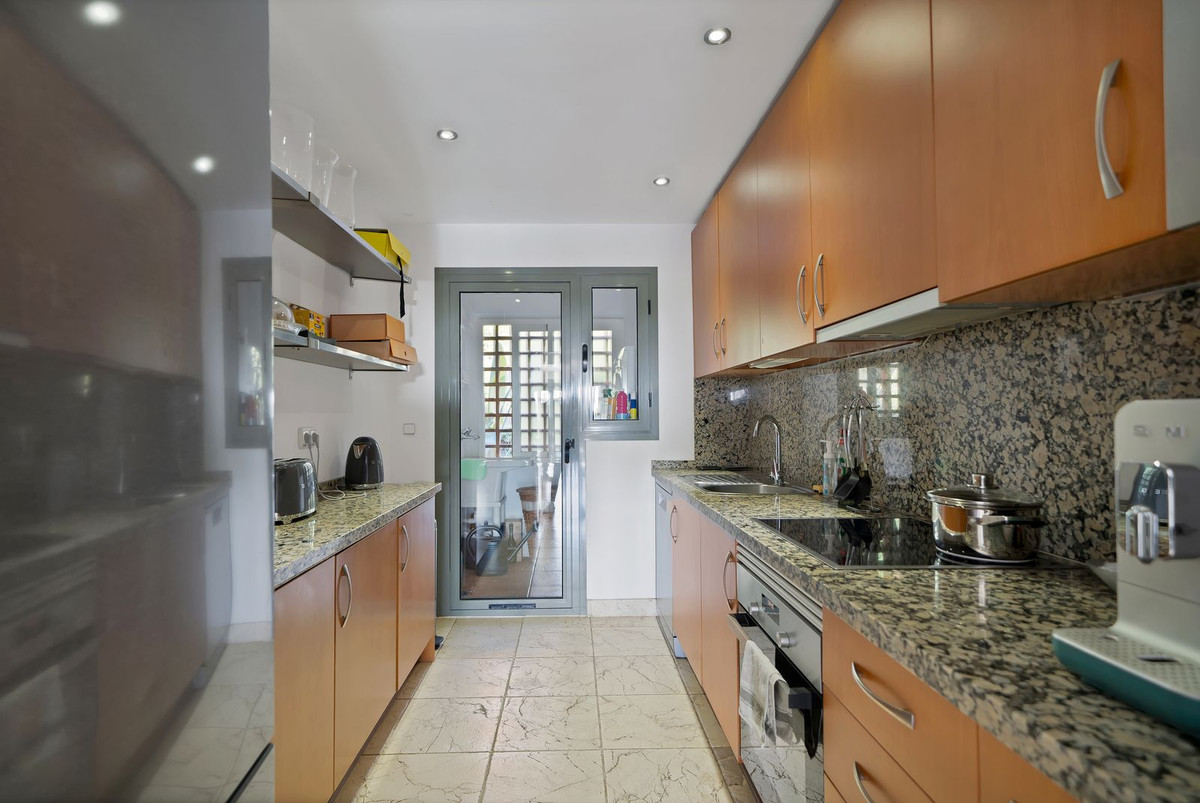 Appartement te koop in Atalaya | 2 slaapkamers H5294488