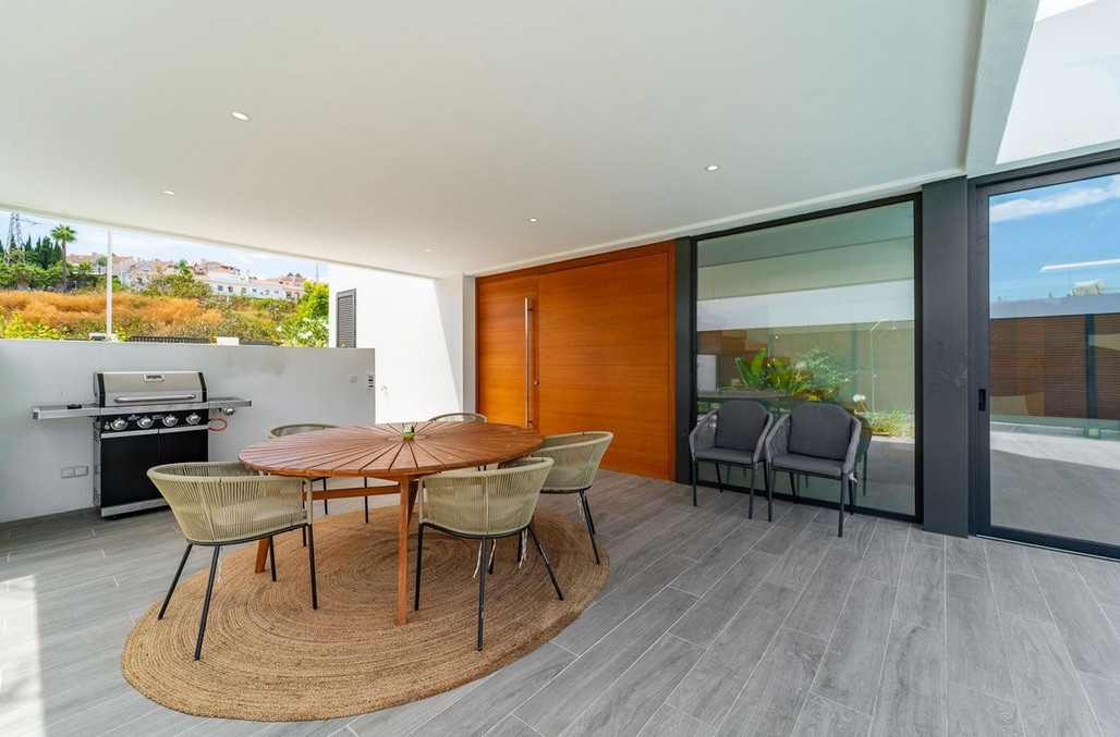 Huis te koop in Atalaya | 5 slaapkamers H5305525