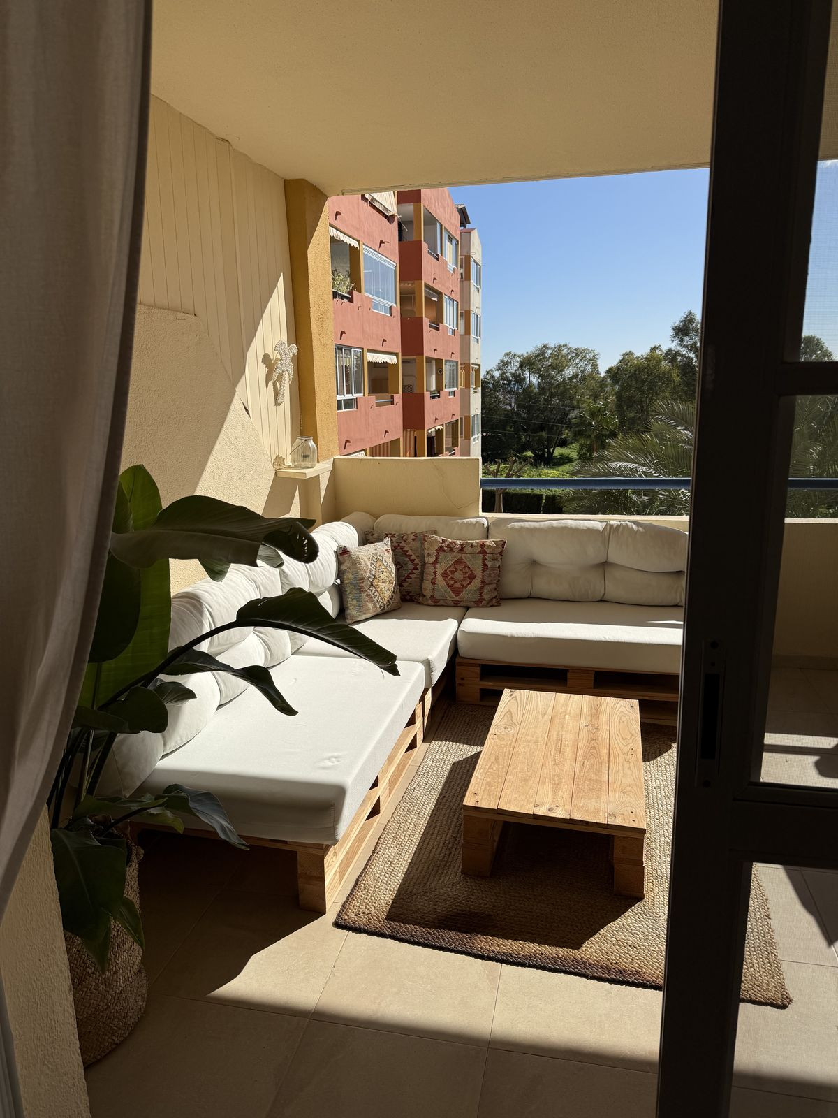 Appartement te koop in Atalaya | 2 slaapkamers H5306662