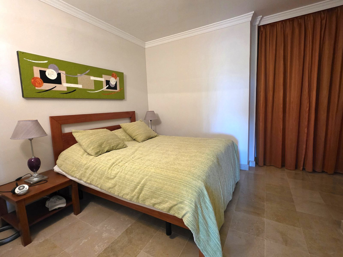 Appartement te koop in Atalaya | 2 slaapkamers H5325256