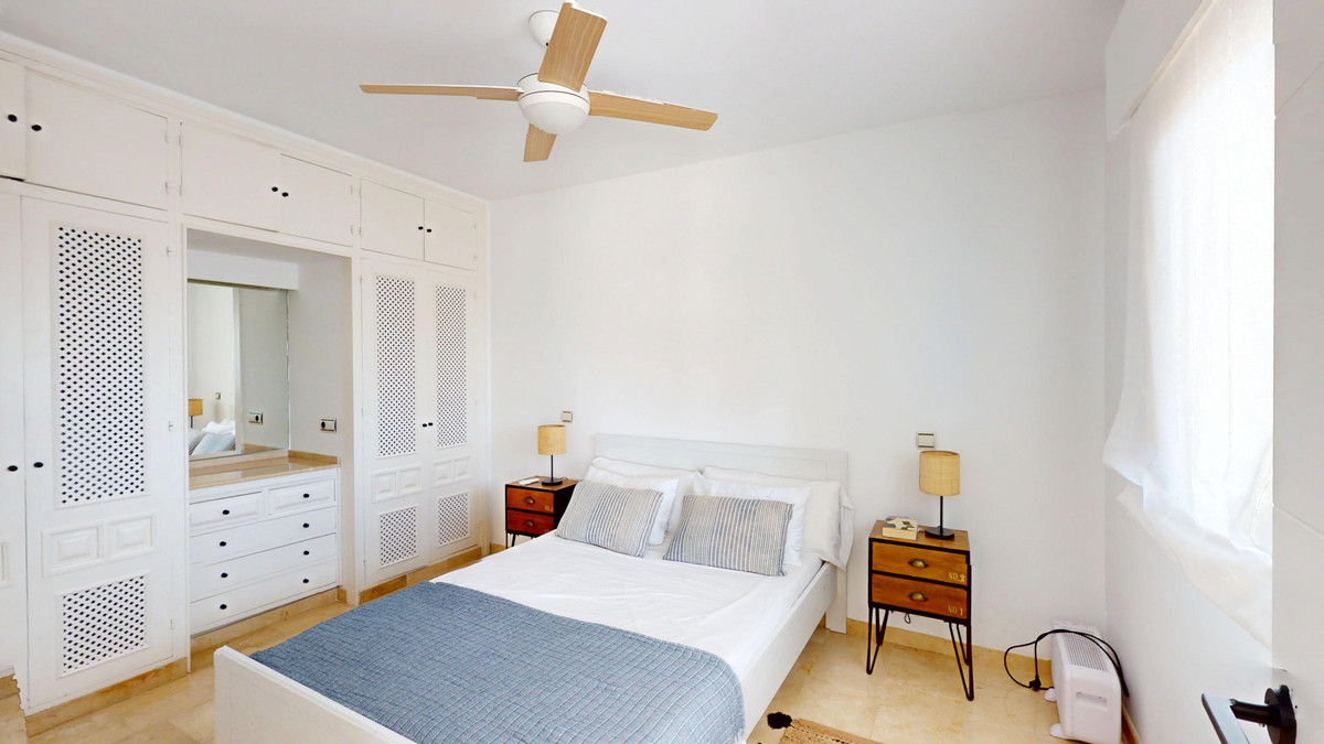 Appartement te koop in Atalaya | 2 slaapkamers H5349787