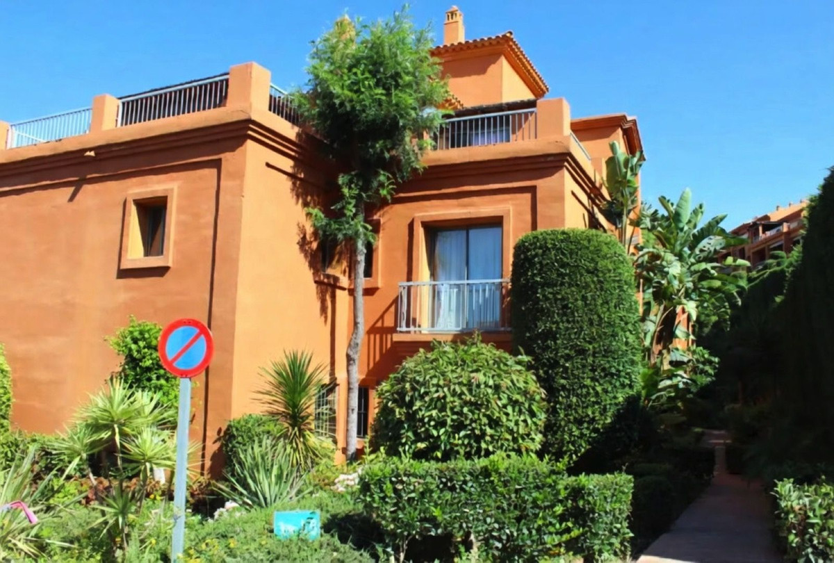 Appartement te koop in Atalaya | 2 slaapkamers H5350210