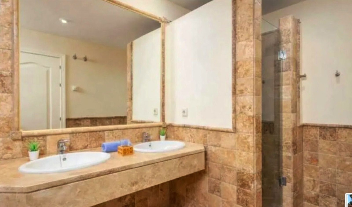 Appartement te koop in Atalaya | 2 slaapkamers H5350210