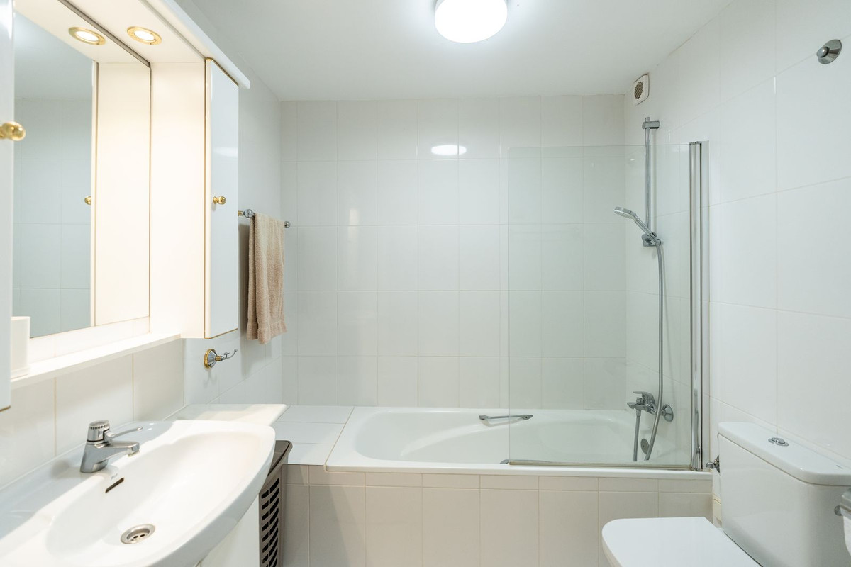 Appartement te koop in Atalaya | 2 slaapkamers H5361355