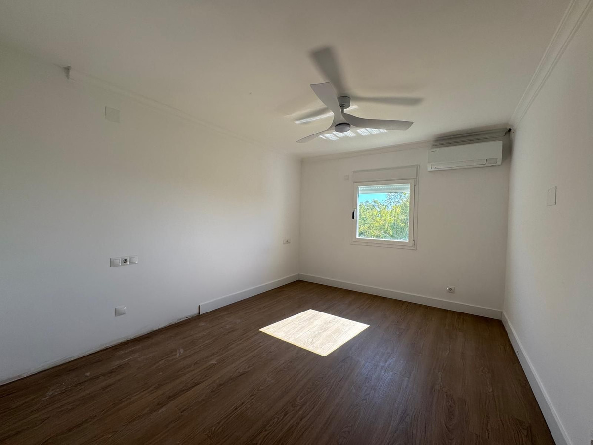 Appartement te koop in Atalaya | 2 slaapkamers H5373952