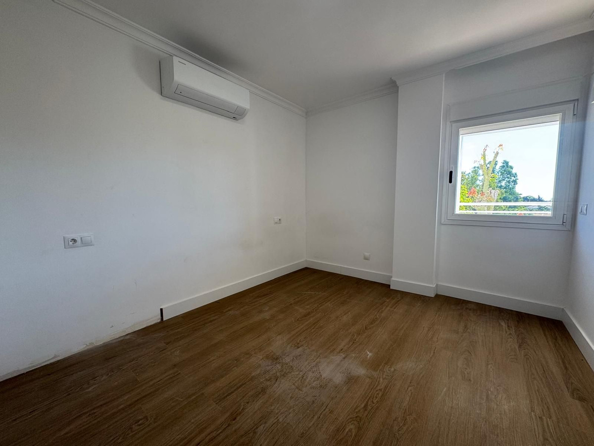 Appartement te koop in Atalaya | 2 slaapkamers H5373952