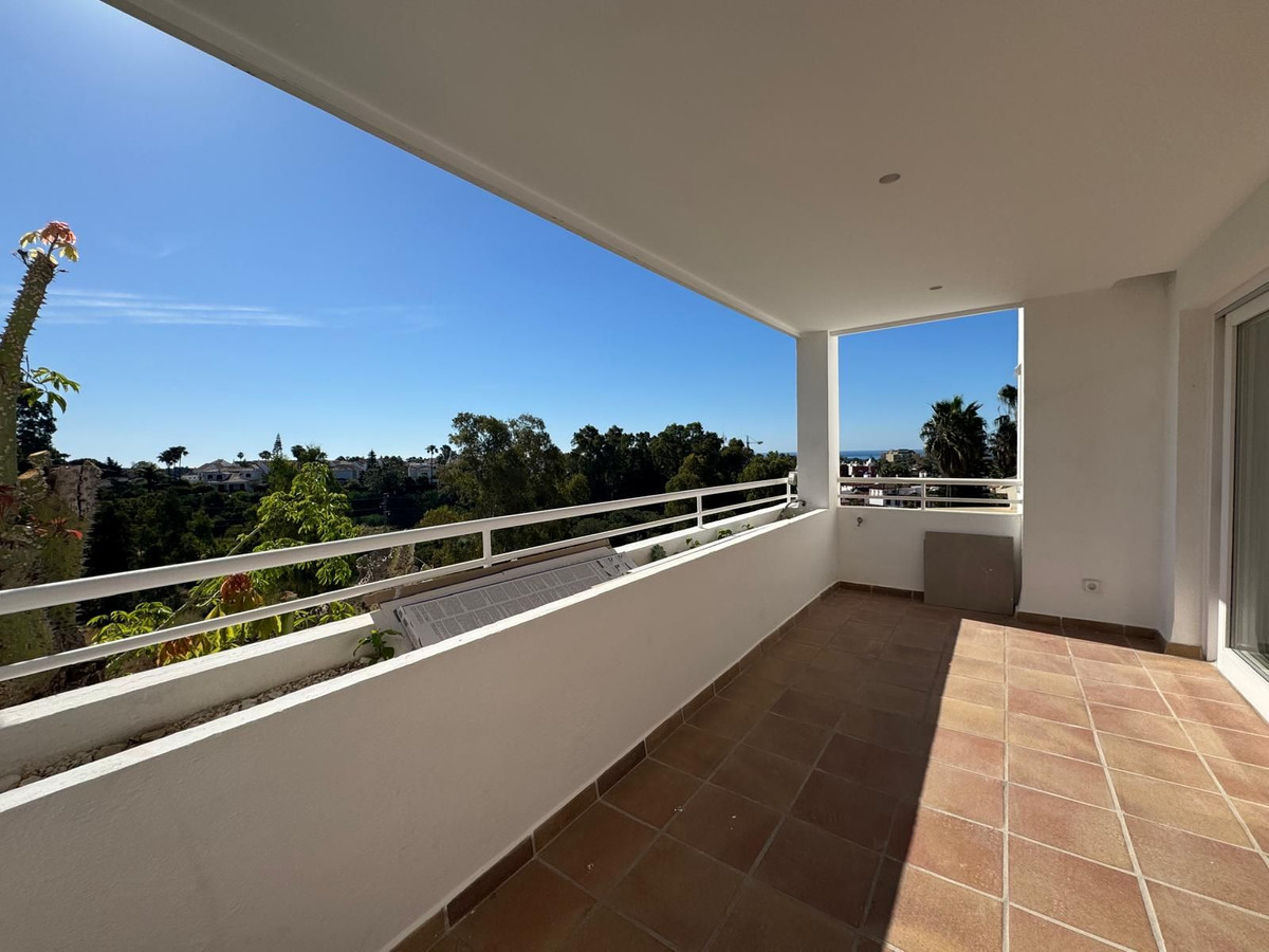 Appartement te koop in Atalaya | 2 slaapkamers H5373952