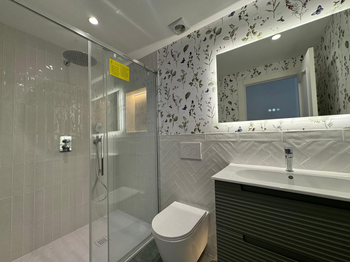Appartement te koop in Atalaya | 2 slaapkamers H5373952