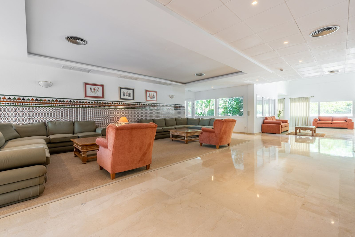Appartement te koop in Atalaya | 2 slaapkamers H5373952