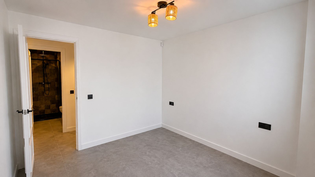 Appartement te koop in Atalaya | 2 slaapkamers H5375974