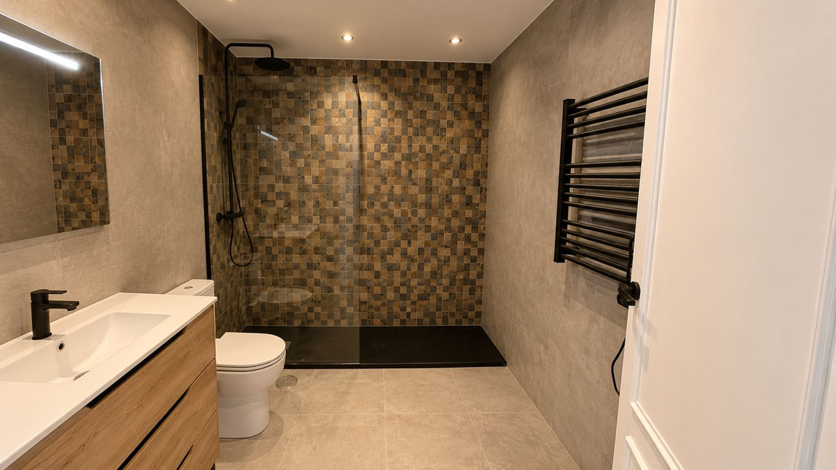 Appartement te koop in Atalaya | 2 slaapkamers H5375974
