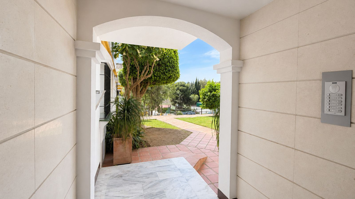 Appartement te koop in Atalaya | 2 slaapkamers H5375974